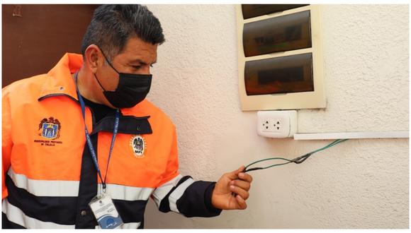 Se verificaron malas conexiones eléctricas y atención de locales sin licencia de funcionamiento.