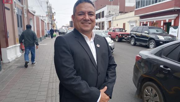 Marlon Angulo, exgerente de la Beneficencia Pública, envió solicitud al Jurado Electoral Especial de Trujillo (JEET) contra aspirante por Somos Perú a la Alcaldía de Trujillo.