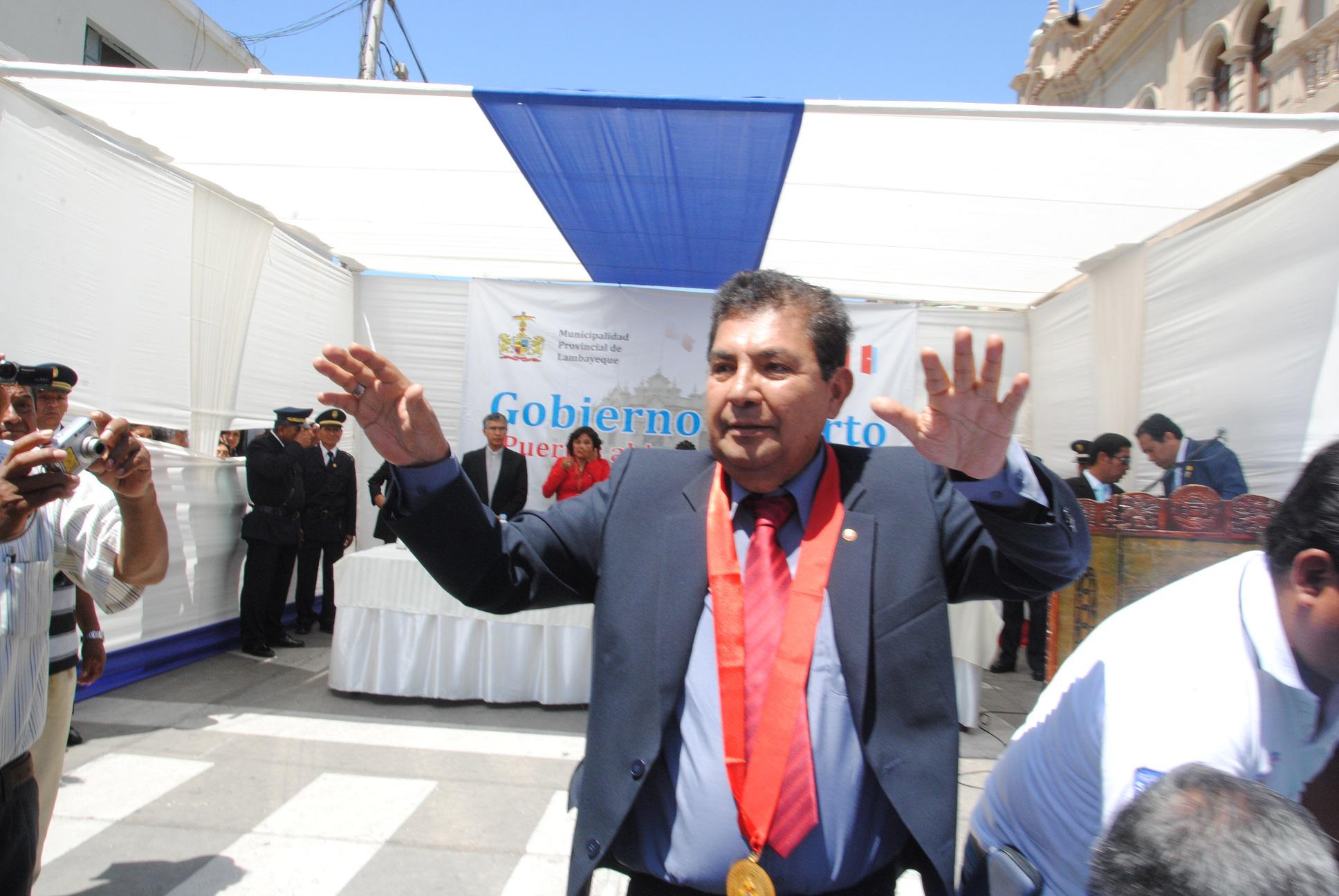 Fiscalía cita al alcalde de Lambayeque por presunto peculado y otros