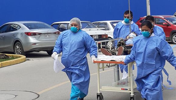 Profesionales se recuperan y vuelven a hospitales a combatir virus