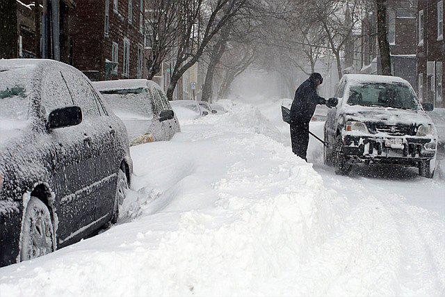 ​EE.UU: Clases suspendidas y vuelos cancelados por intensa nieve en la costa este