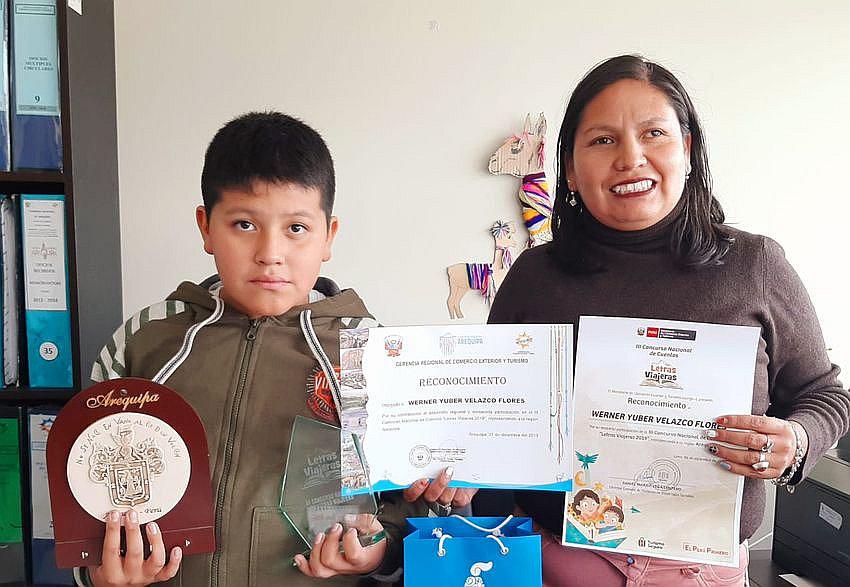 Niño de Yanahuara destacó en concurso nacional de cuentos