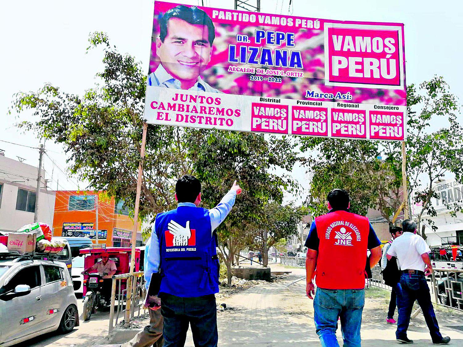 Partidos políticos dañan ornato en Chiclayo y José Leonardo Ortiz 