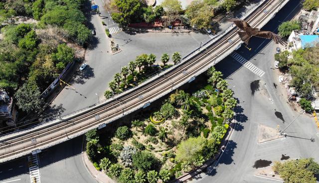 La población de más de mil millones de la India entró en un cierre total de tres semanas el 25 de marzo para evitar la propagación del coronavirus. Imagen aérea de Nueva Delhi. (AFP).