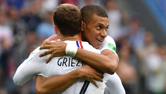 Francia se abre paso en la semifinal tras derrotar 2-0 a la combativa Uruguay 