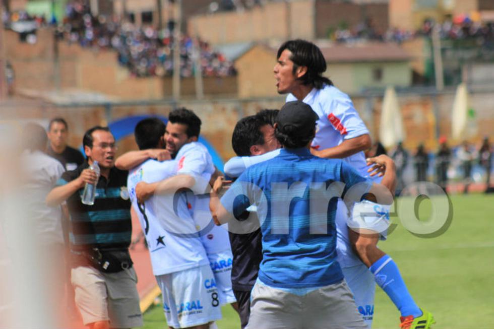 Minuto a Minuto el partido entre Universitario Vs Garcilaso