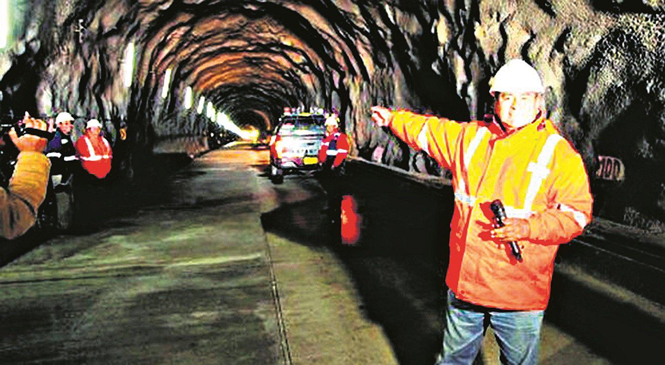 Álvarez volvió al GRA un día antes de firma de contrato