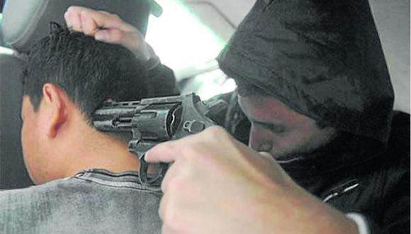 Camaná: Armados asaltan a cobradores de empresa avícola