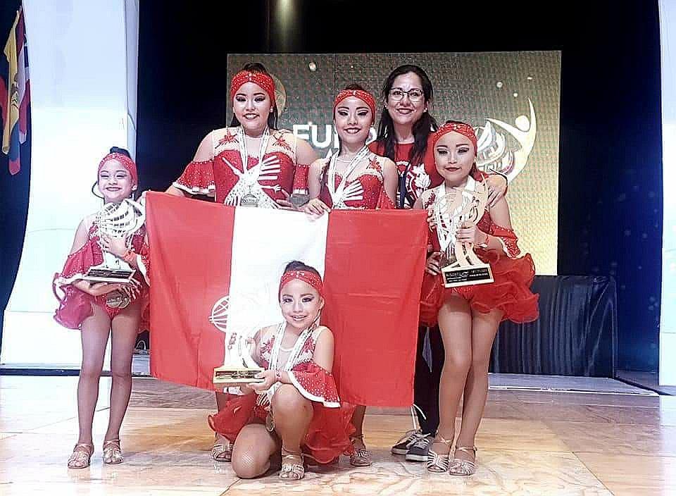 Keit Maquera y Las Miniladies logran nuevos títulos mundiales de salsa para Tacna