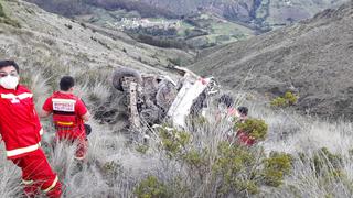 Ayacucho: Viaje familiar terminó en tragedia tras volcadura de una combi