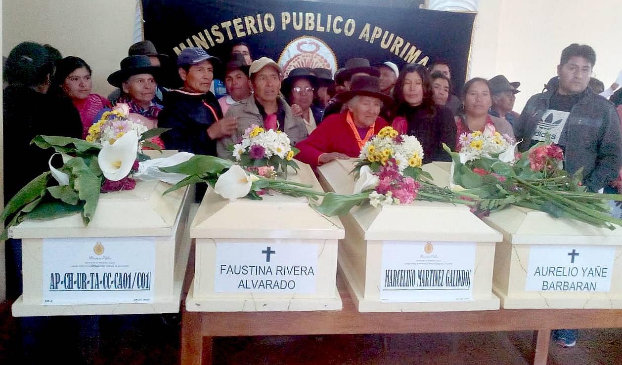 Entregan restos de siete víctimas de Sendero Luminoso (FOTOS)