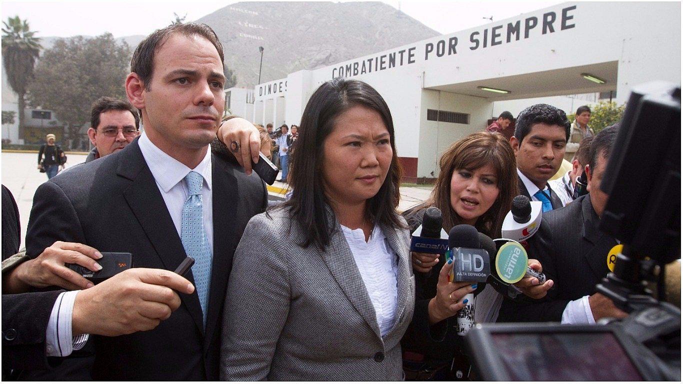 Fiscalía ordena levantar el secreto bancario a Keiko Fujimori y a su esposo Mark Vito (VIDEO)