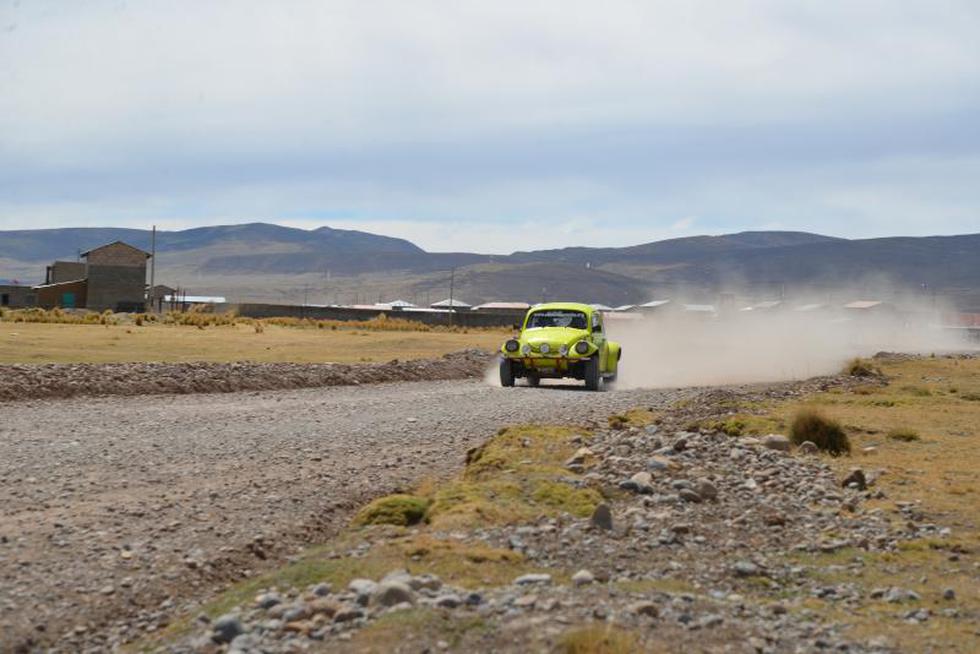 Así fue el Rally de "escarabajos" a 4105 metros de altura 