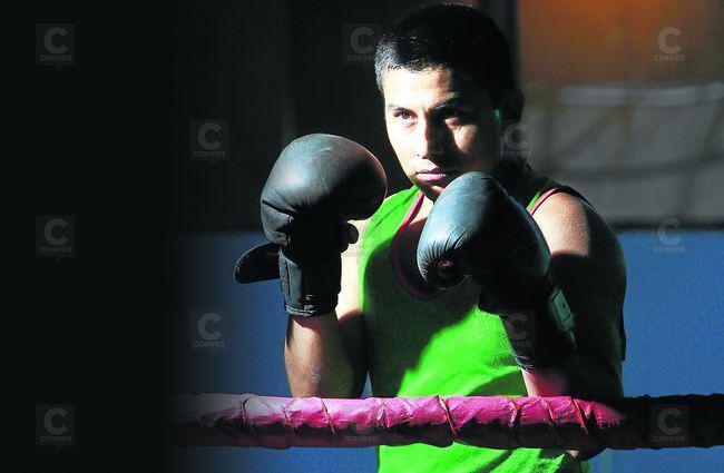 Conoce la historia del primer round del boxeador arequipeño Renzo Huamaní