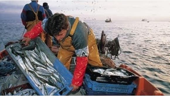 Pescadores de Canoas piden que no contaminen