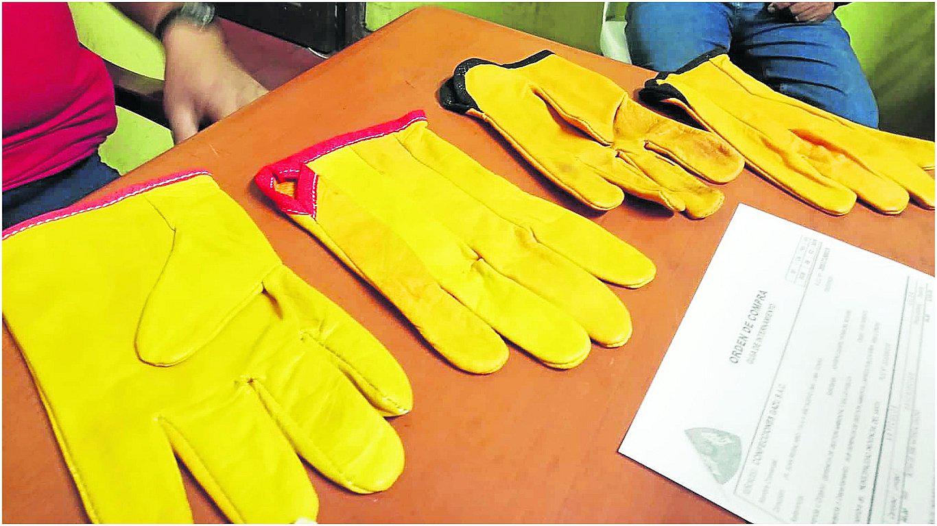 Compran guantes a 65 soles y en el mercado valen S/ 7 