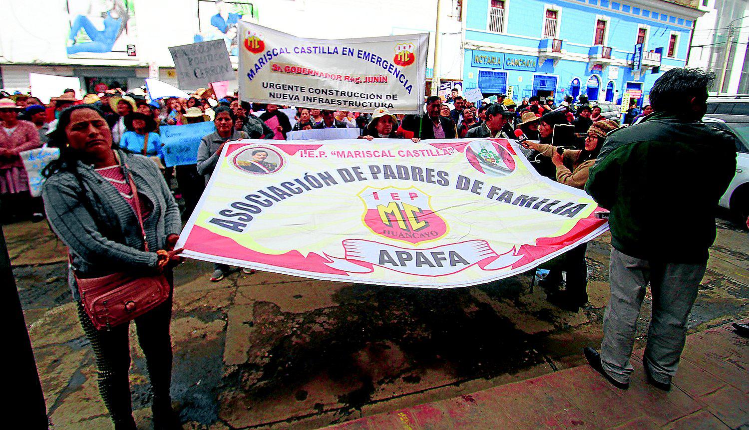 “Gestión de JUS cometió irregularidades en perjuicio de la I.E. Mariscal Castilla”