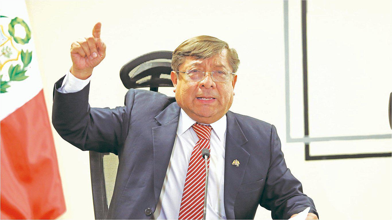 Orlando Velásquez: “Si no corrigen lo hecho, tendré que acudir al tribunal internacional”