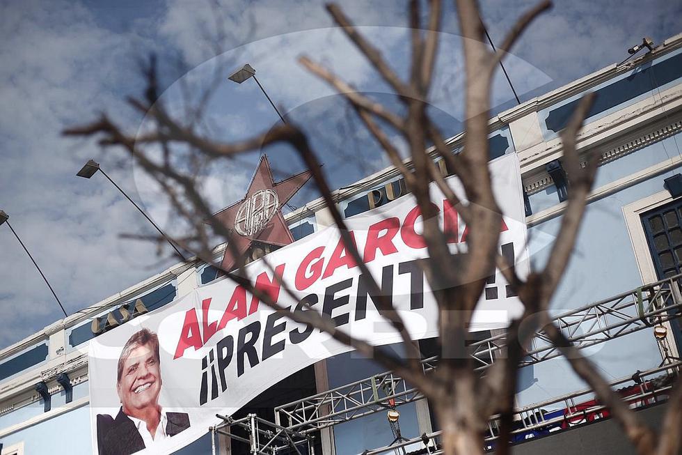Alan García: Restos de expresidente fueron cremados en cementerio de Huachipa (VIDEOS y FOTOS)