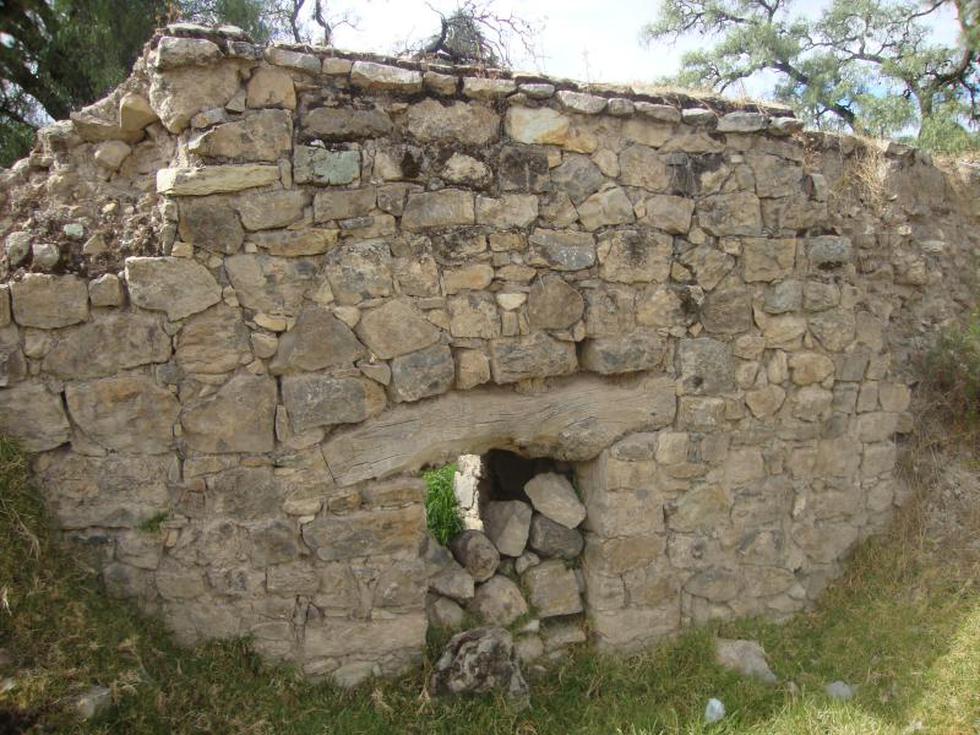 Derrumbes dañan sitio arqueológico Huarivilca (FOTOS)