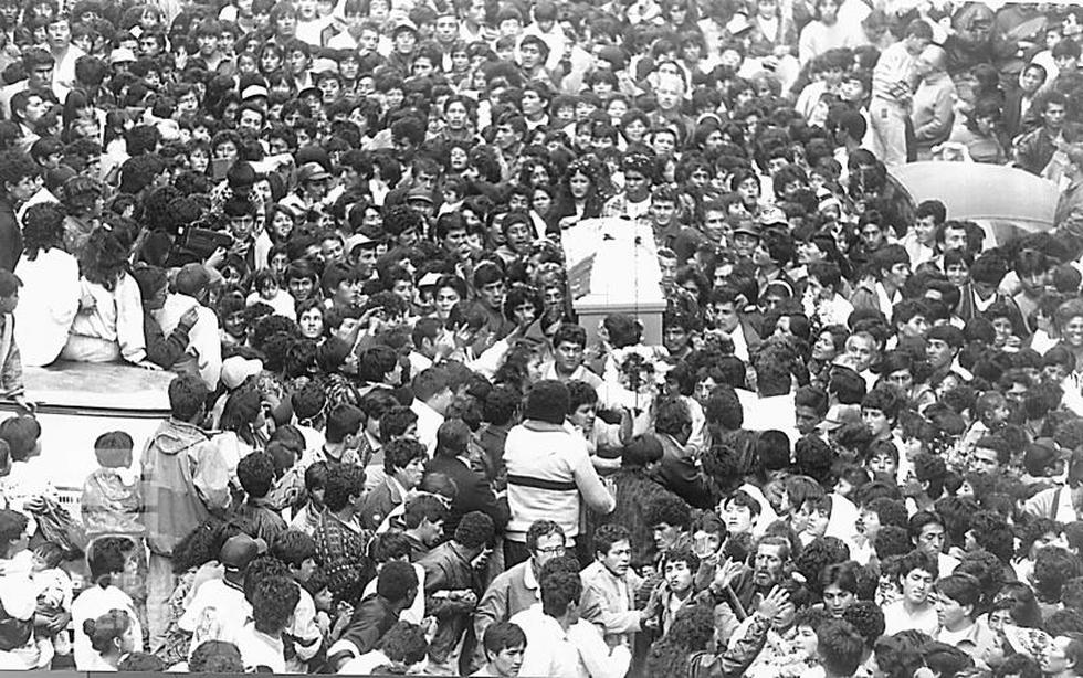 Día de los muertos: Los funerales de artistas más multitudinarios (Fotos)