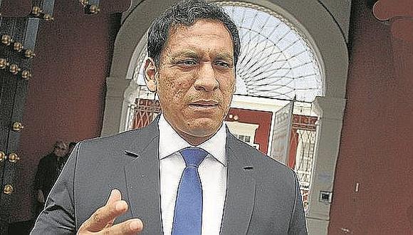Sacan de carrera electoral a candidato Luis Valdez 