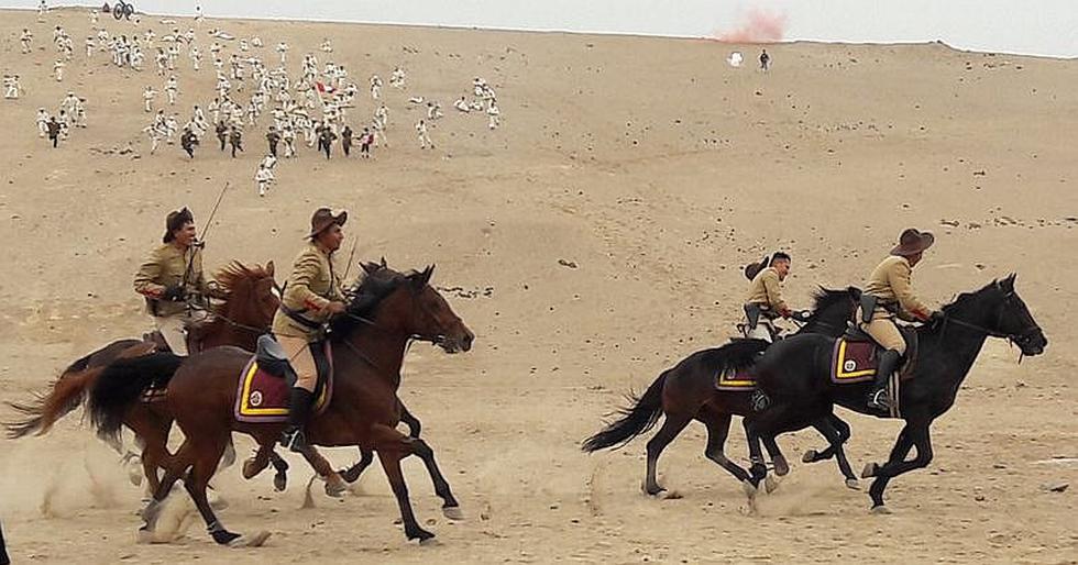 ​Escolares rinden emotivo homenaje a defensores de Tacna