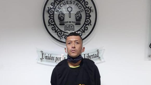 Andrés Gonzáles, sindicado como el autor del atentado al local de Indecopi, esta tarde fue puesto a disposición del Ministerio Público. (PNP)