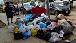 Basura se acumula en las calles de Trujillo después de lluvias