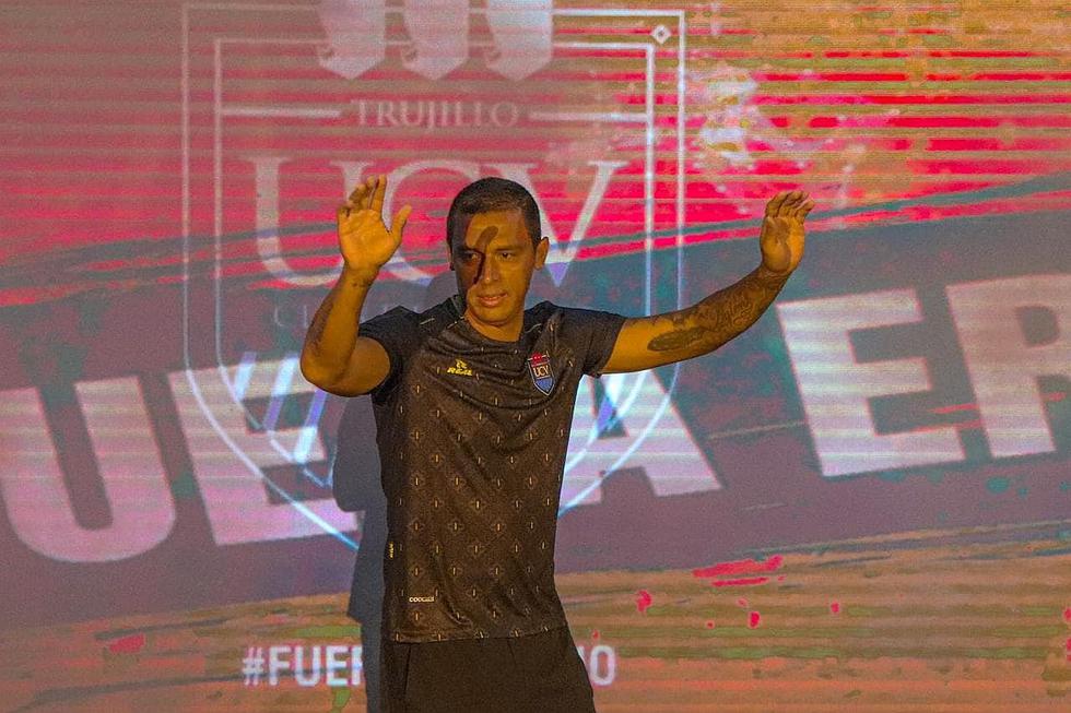 Así se vivió la presentación de César Vallejo (FOTOS) 