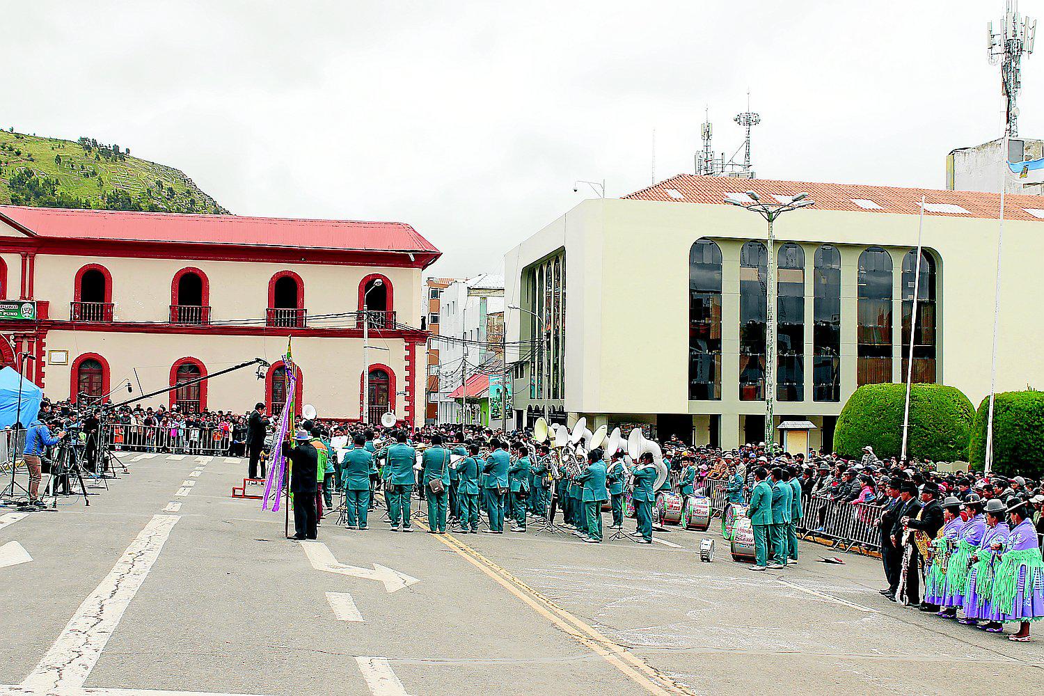 Músicos de bandas lucen  todo su talento en concierto Vientos del Altiplano