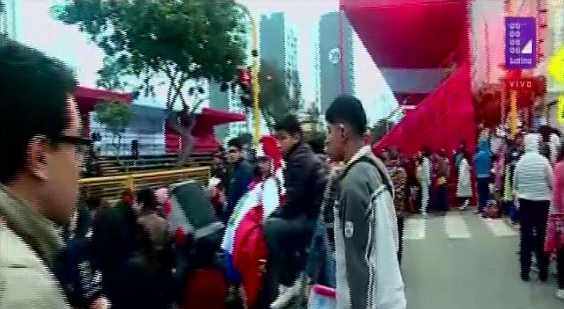 Gran Parada: Lotizan espacios en Av. Brasil para alquiler de sillas (VIDEO)