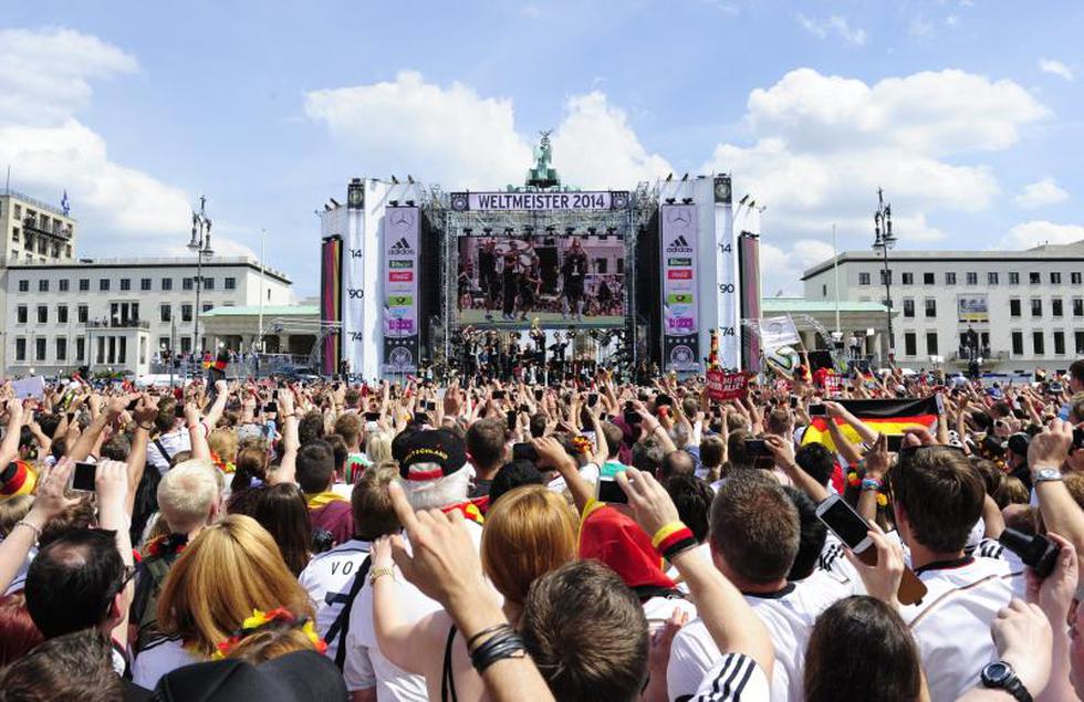 Brasil 2014: Así recibieron los hinchas alemanes a los campeones del mundo (FOTOS)