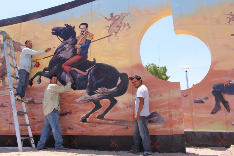 Artistas recuerdan a Domingo Nieto con mural