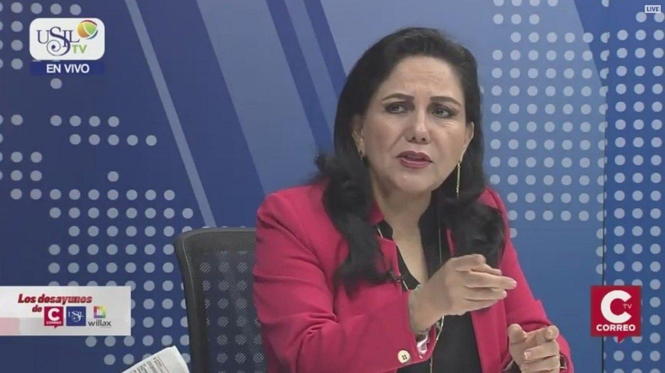 Gloria Montenegro: Pocos congresistas hemos presentado una declaración jurada 