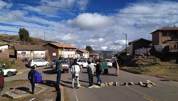 Paruro se une a bloqueo del Corredor Minero del Sur en Cusco (FOTOS)