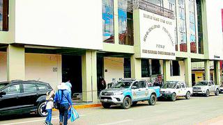 Anuncian primeros cambios de gerentes en municipio de Puno 