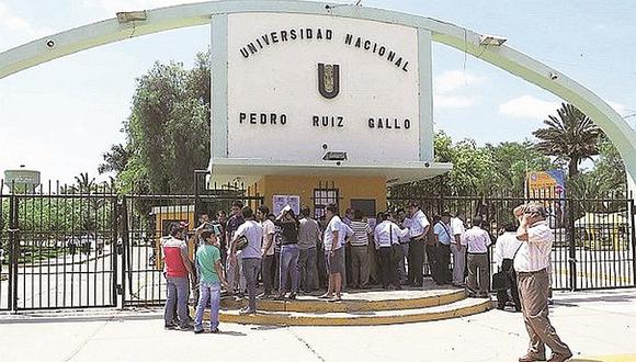 Chiclayo: Docentes de UNPRG en huelga por salarios