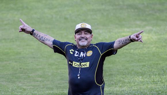 Andrés Manuel López Obrador dijo ser admirador de Diego Maradona. (Foto: Pedro PARDO / AFP)
