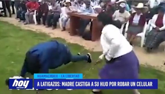 La madre castigó a su hijo frente a la ronda campesina y el acusado pidió disculpas por su acto delictivo. (Foto: TV Cosmos)