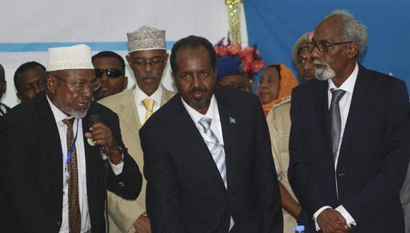 Atentado contra presidente de Somalia deja cuatro muertos