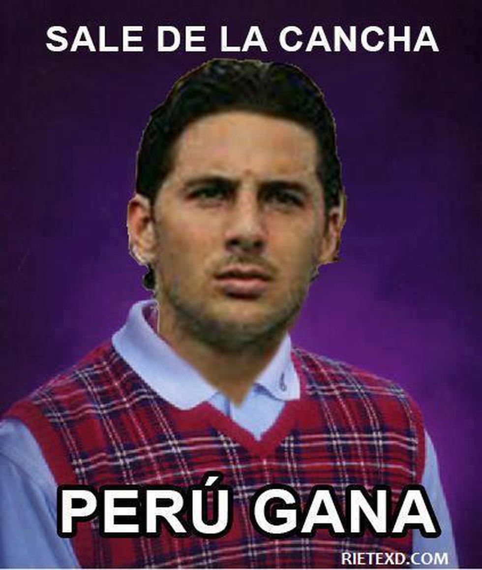 Aparecen memes del triunfo peruano y Farfán