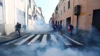 Incidentes en marcha ‘Reacciona Perú’: manifestantes son repelidos con gas lacrimógeno