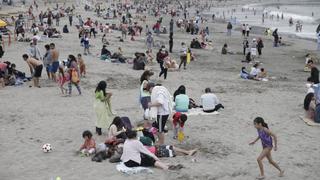 Playas de la Costa Verde lucieron con gran cantidad de público por el feriado (FOTOS)