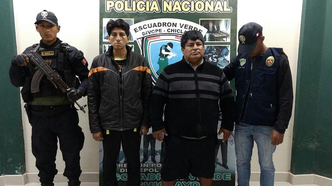 CHICLAYO: Detienen a dos individuos por rozamientos indebidos en pleno parque principal