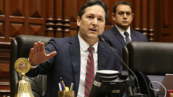 Daniel Salaverry defiende convocatoria pública para puestos de trabajo en el Congreso (VIDEO)