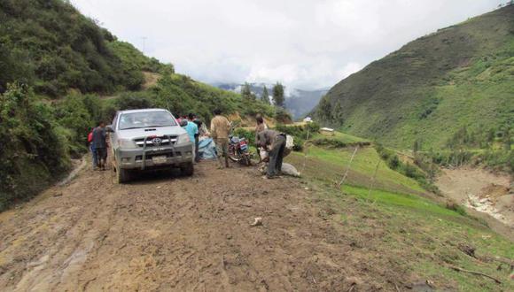 Lluvias afectan carretera de acceso al distrito de Jircán