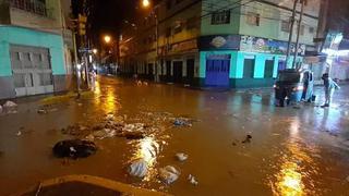 Huánuco: intensa lluvia inunda viviendas, calles y hospital Hermilio Valdizán (VIDEO)