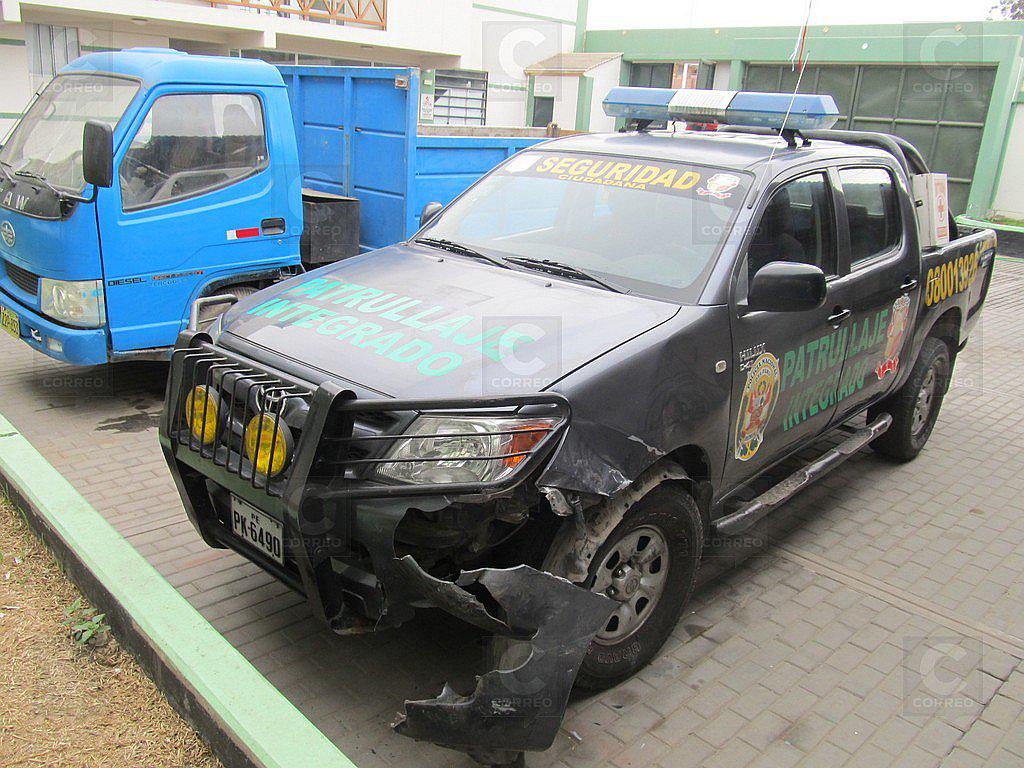 Conductor colisionó contra camioneta de seguridad ciudadana