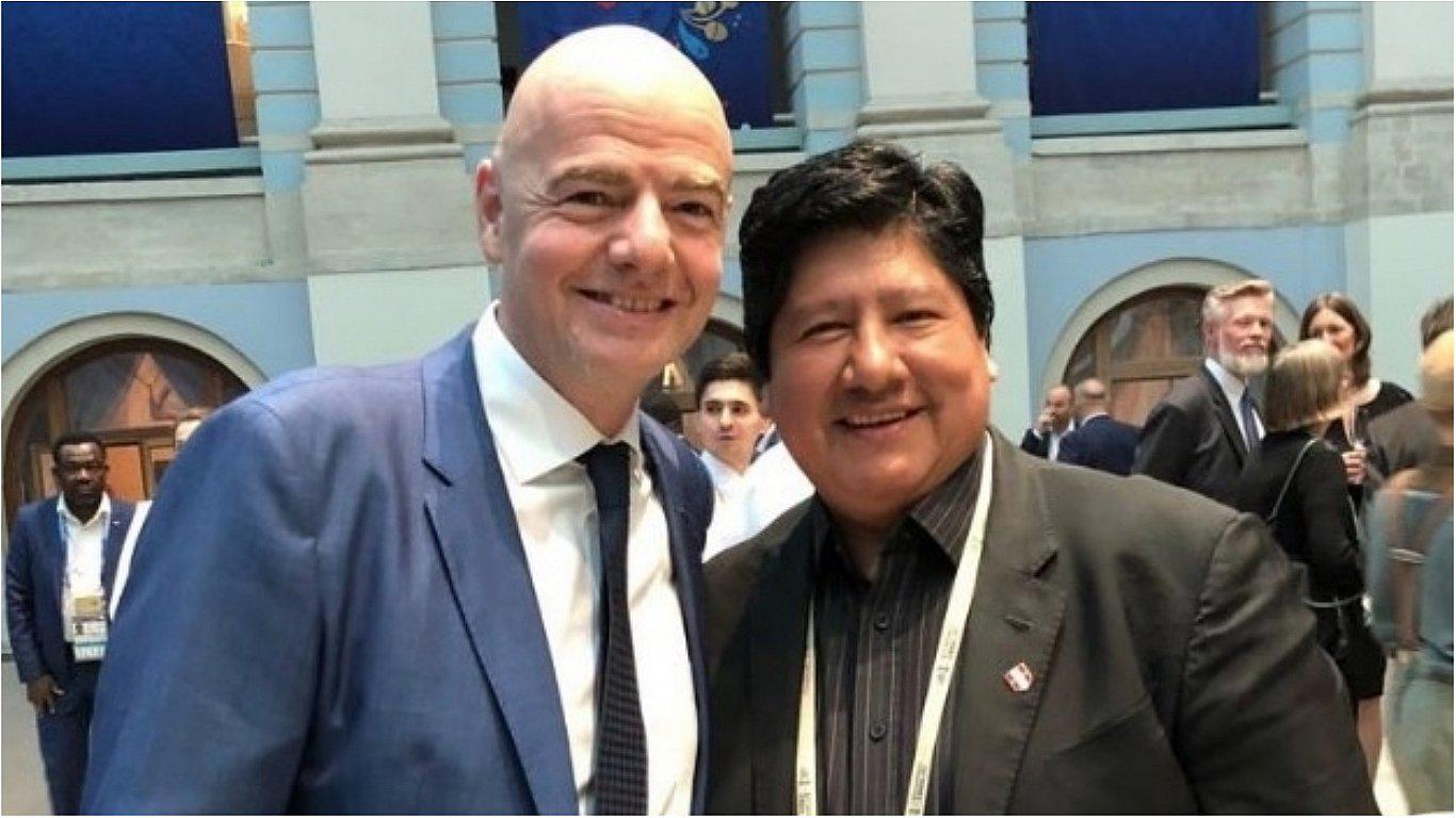 ​Edwin Oviedo se reencontró con el presidente de la FIFA tras caso Paolo Guerrero 